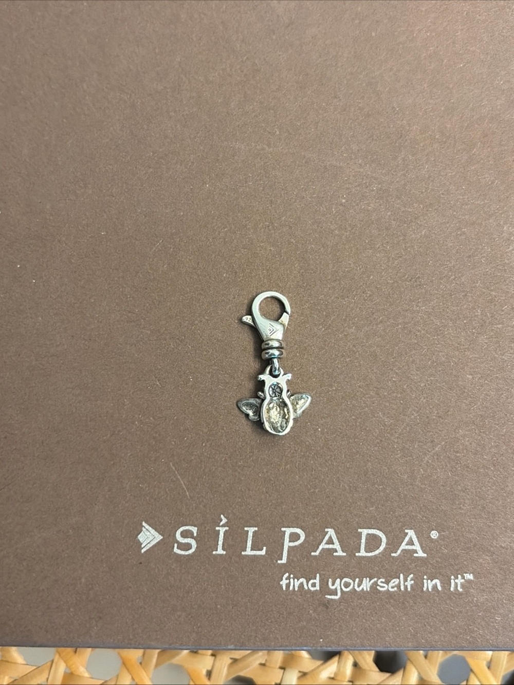 Silpada sterling silver bee rhinestone bracelet charm with lobster clasp - Picture 2 of 4